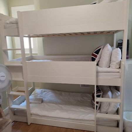 Room At 264 ลอนดอน ภายนอก รูปภาพ